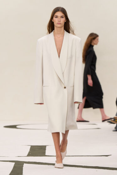 Calvin Klein Collection Look 06_Créditos Calvin Klein Collection